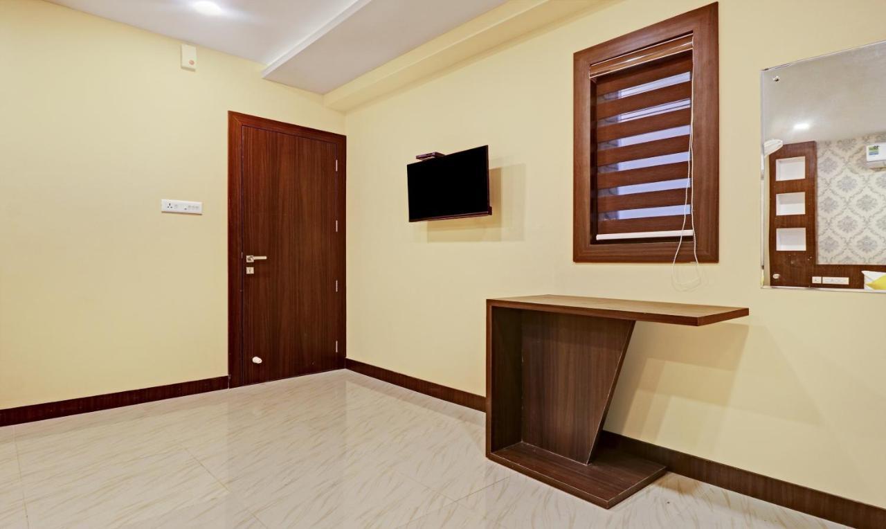 Itsy Hotels Sapphire Residency Manjeri Exteriér fotografie